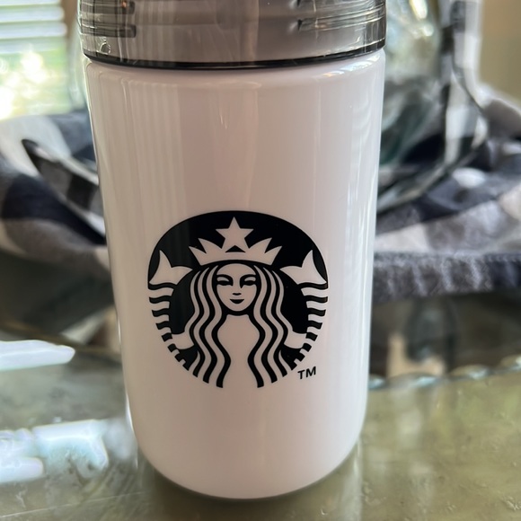 Starbucks screw top tumbler - Picture 2 of 7